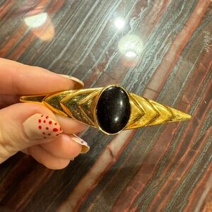 Chic Gold and Black Women's Brooch